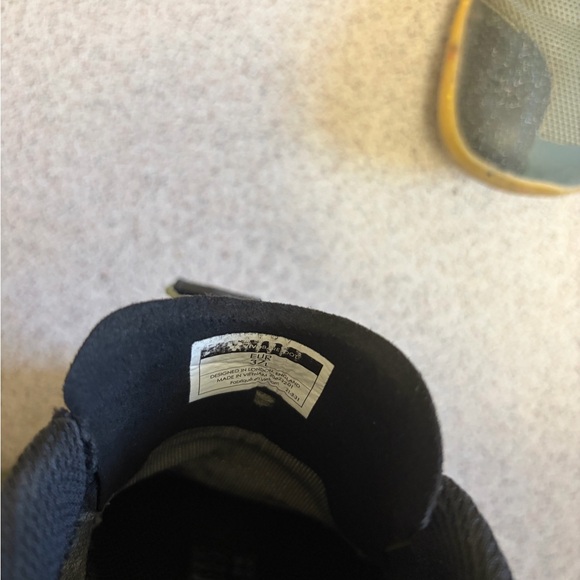 Vivo Barefoot trail sneakers - Picture 4 of 5